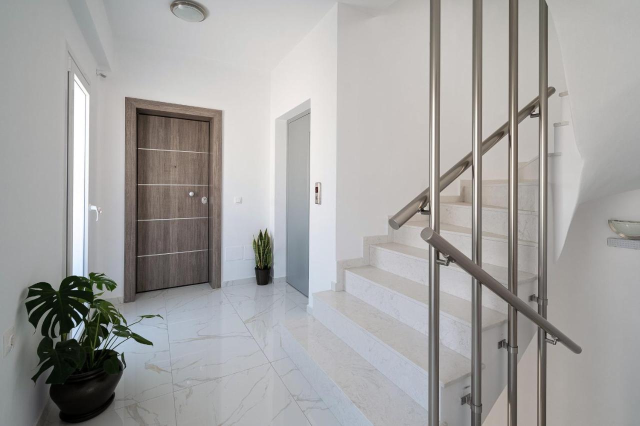 Amersa Luxury Apartments 伊拉克利翁 外观 照片