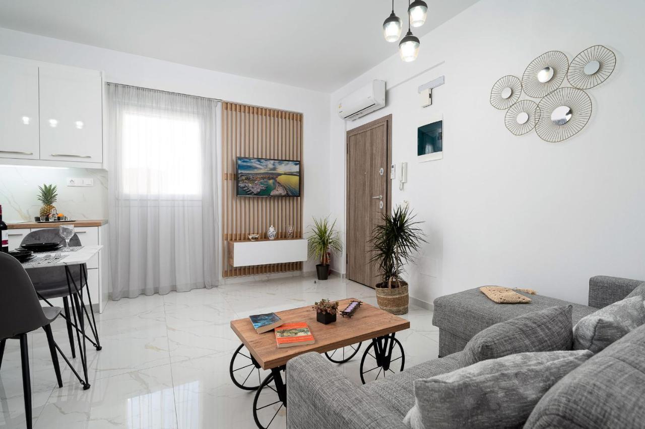 Amersa Luxury Apartments 伊拉克利翁 外观 照片